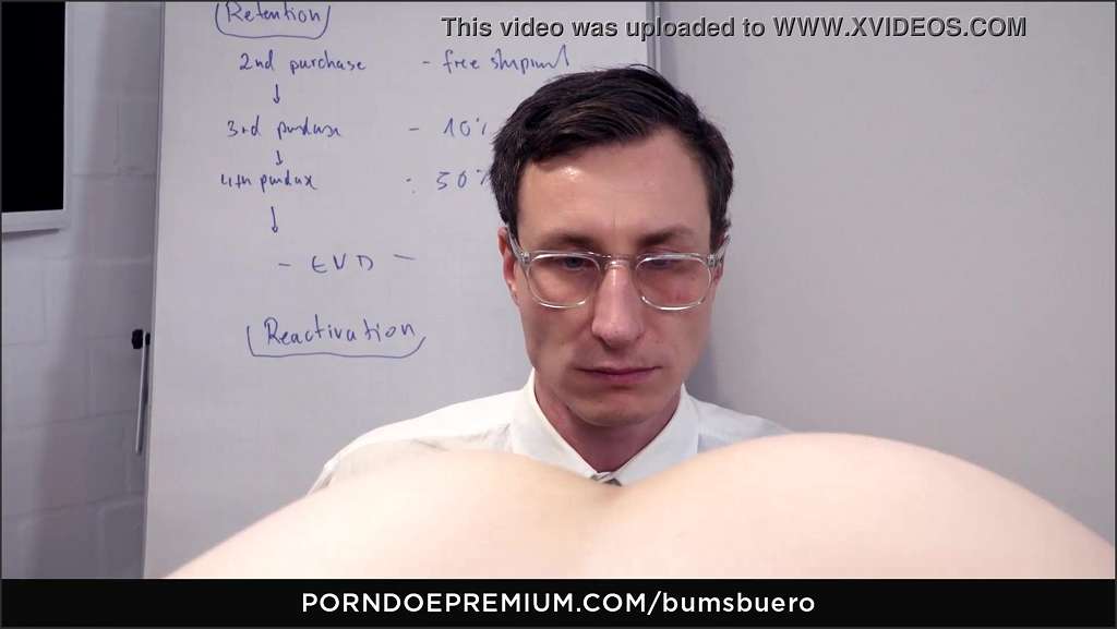 Vanda Angel Porno Video beginnt sich selbst zu befriedigen