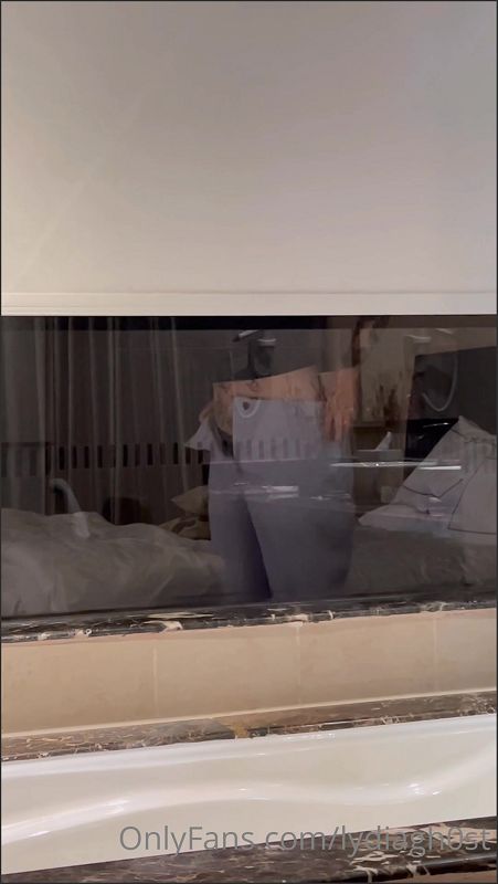 Lydia Gh0st-Urlaub voller Spaß und Blowjobs